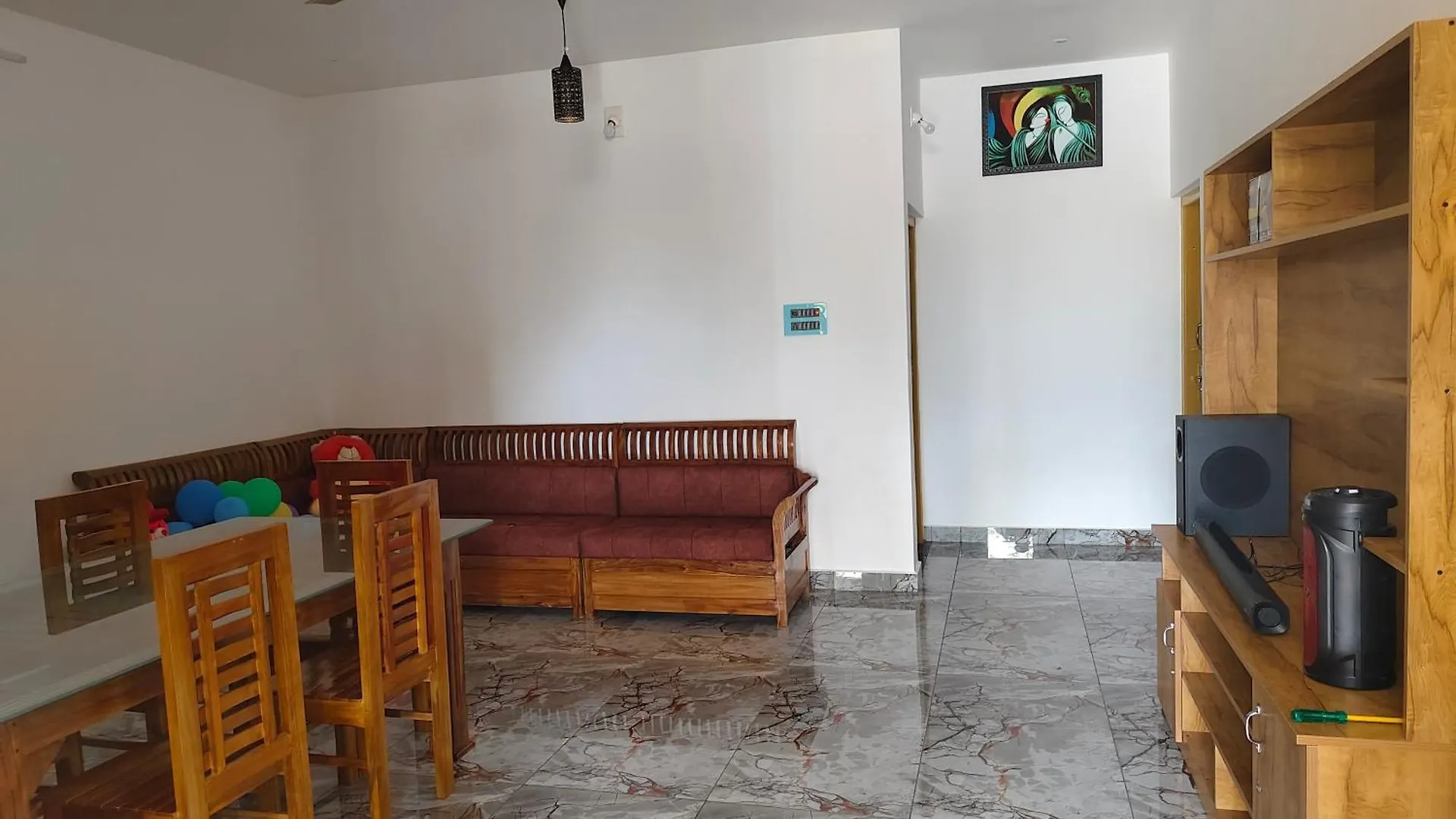 Munnar Pavithra Riverview Homestay India