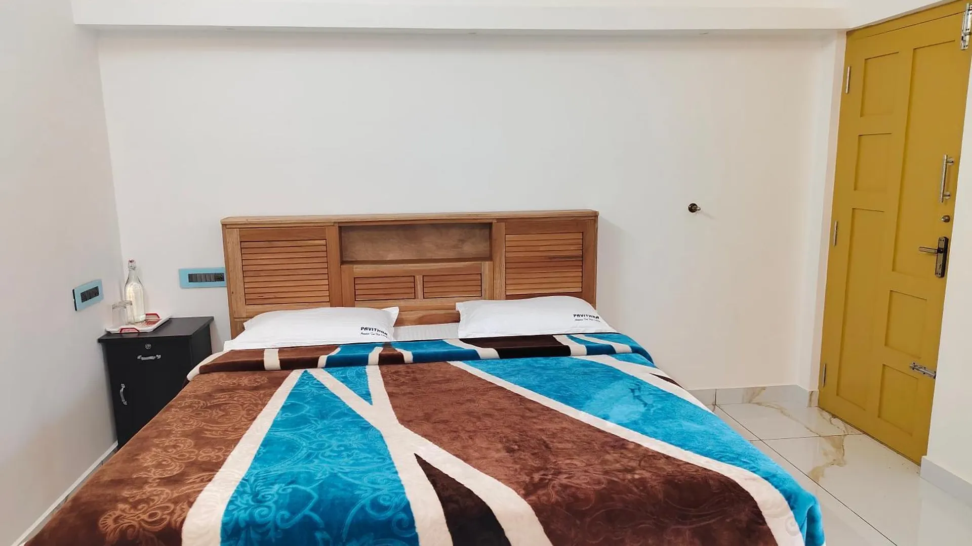 Munnar Pavithra Riverview Homestay